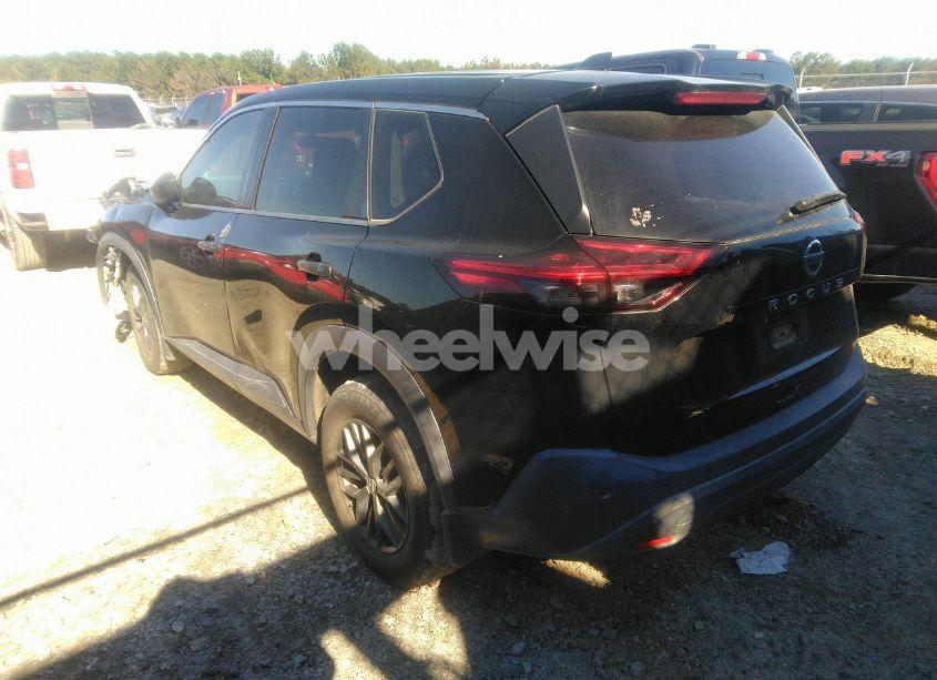 Photo 3 of 2021 Nissan Rogue S FWD (VIN 5N1AT3AAXMC678632)