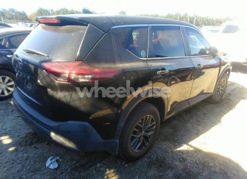 Photo 4 of 2021 Nissan Rogue S FWD (VIN 5N1AT3AAXMC678632)
