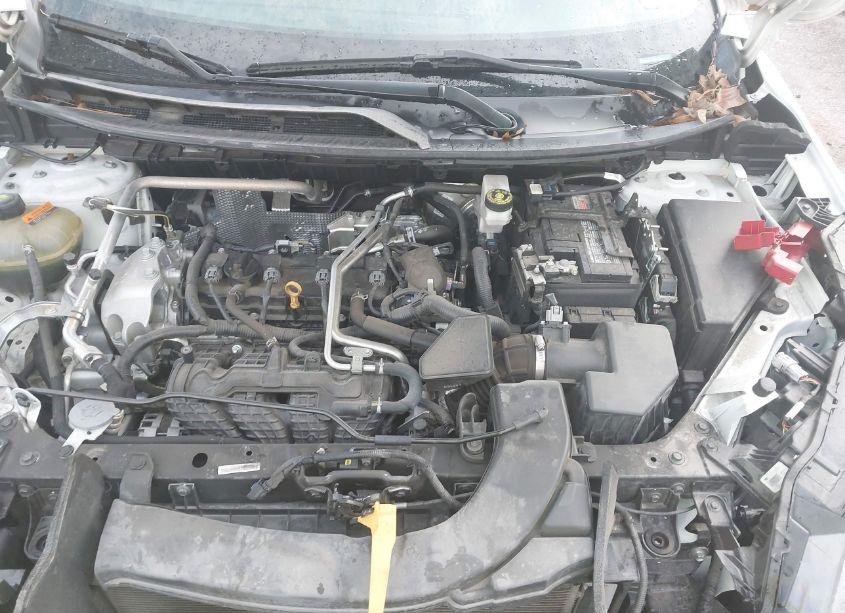 Photo 10 of 2021 Nissan Rogue S FWD (VIN 5N1AT3AAXMC682244)