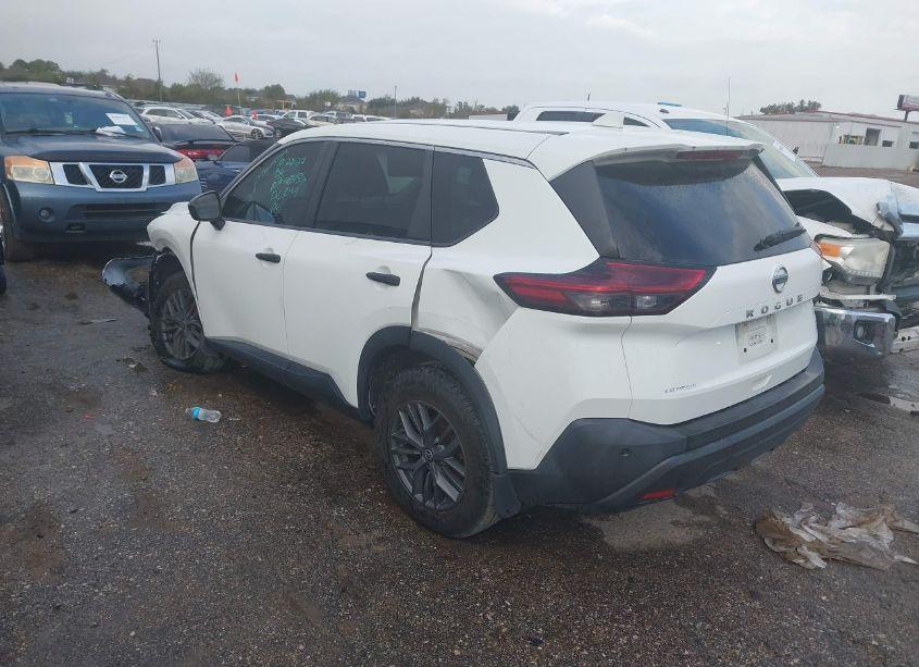 Photo 3 of 2021 Nissan Rogue S FWD (VIN 5N1AT3AAXMC682244)