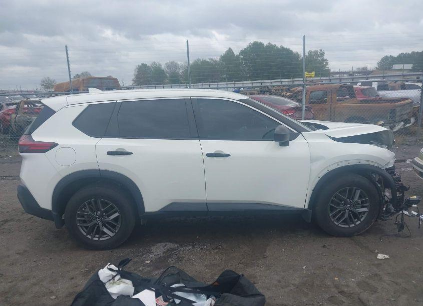 Photo 13 of 2021 Nissan Rogue S FWD (VIN 5N1AT3AAXMC775460)