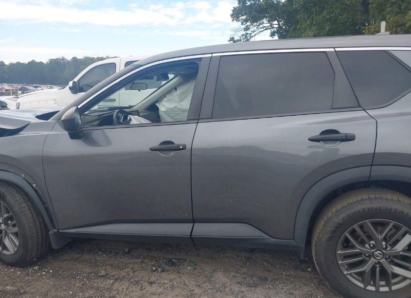 Photo 14 of 2021 Nissan Rogue S FWD (VIN 5N1AT3AAXMC804455)