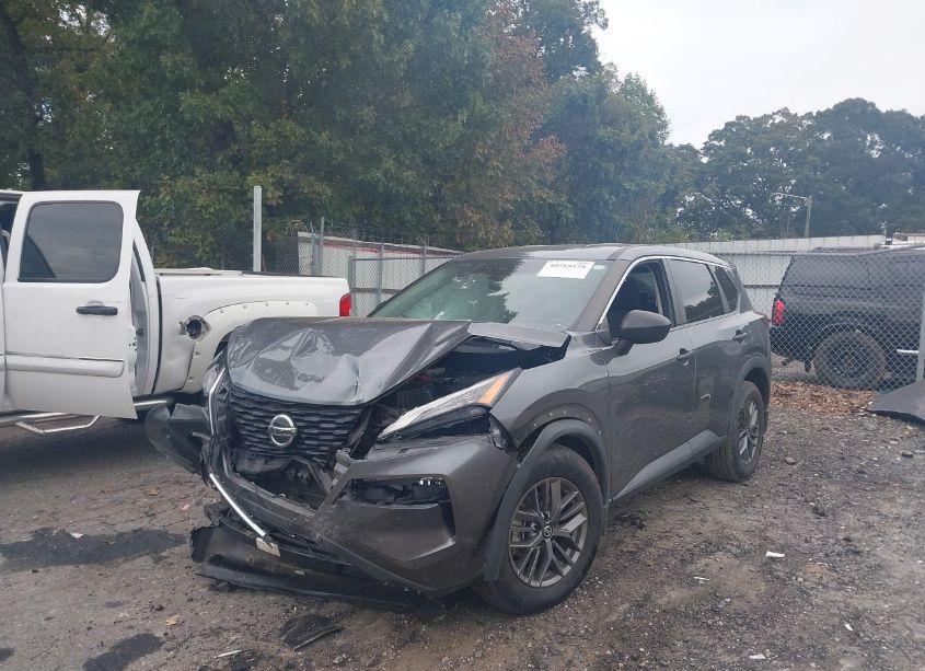 Photo 2 of 2021 Nissan Rogue S FWD (VIN 5N1AT3AAXMC804455)