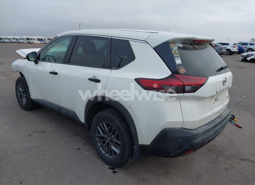 Photo 3 of 2021 Nissan Rogue S INTELLIGENT AWD (VIN 5N1AT3AB0MC706091)