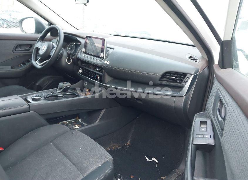 Photo 5 of 2021 Nissan Rogue S INTELLIGENT AWD (VIN 5N1AT3AB0MC706091)