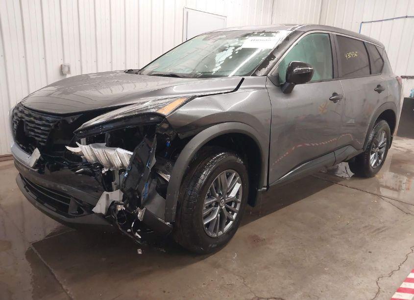 Photo 2 of 2021 Nissan Rogue S INTELLIGENT AWD (VIN 5N1AT3AB1MC830757)