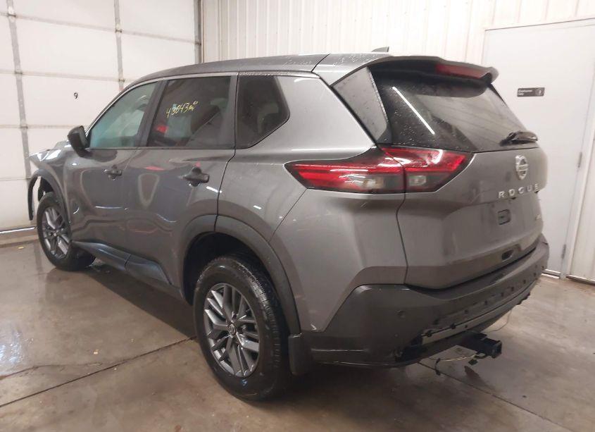 Photo 3 of 2021 Nissan Rogue S INTELLIGENT AWD (VIN 5N1AT3AB1MC830757)