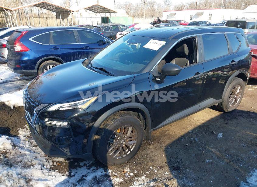 Photo 2 of 2021 Nissan Rogue S INTELLIGENT AWD (VIN 5N1AT3AB2MC805222)