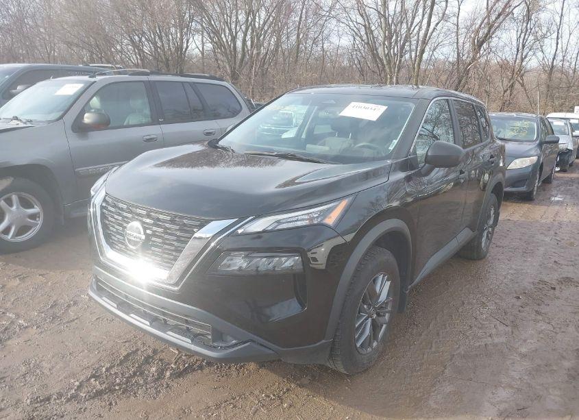 Photo 2 of 2021 Nissan Rogue S INTELLIGENT AWD (VIN 5N1AT3AB3MC848435)
