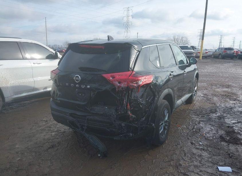 Photo 4 of 2021 Nissan Rogue S INTELLIGENT AWD (VIN 5N1AT3AB3MC848435)