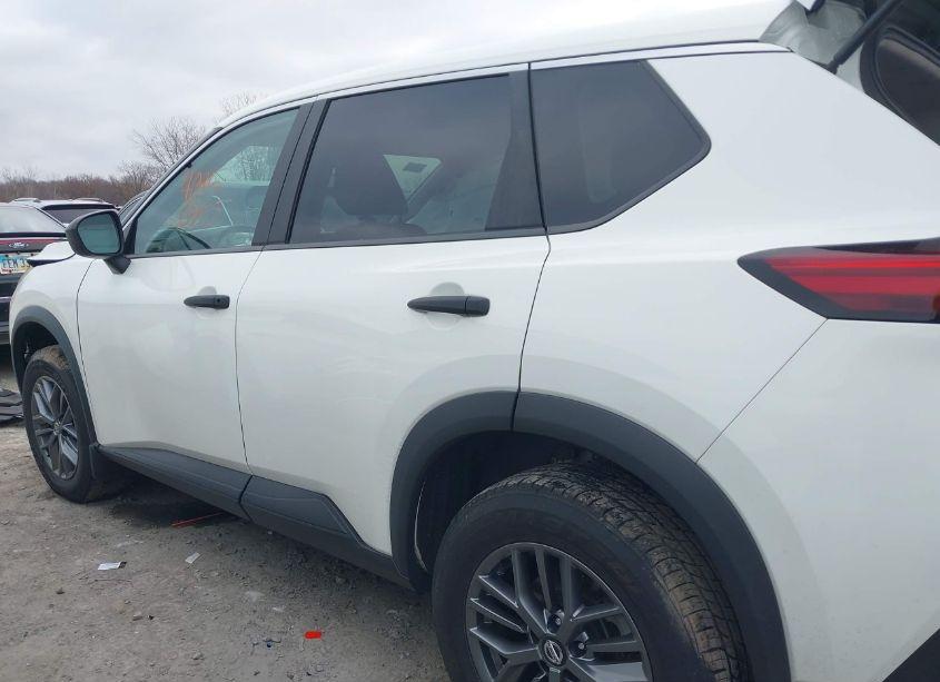Photo 14 of 2021 Nissan Rogue S INTELLIGENT AWD (VIN 5N1AT3AB6MC750306)