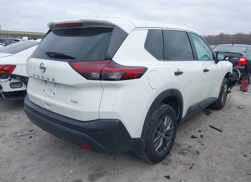 Photo 4 of 2021 Nissan Rogue S INTELLIGENT AWD (VIN 5N1AT3AB6MC750306)