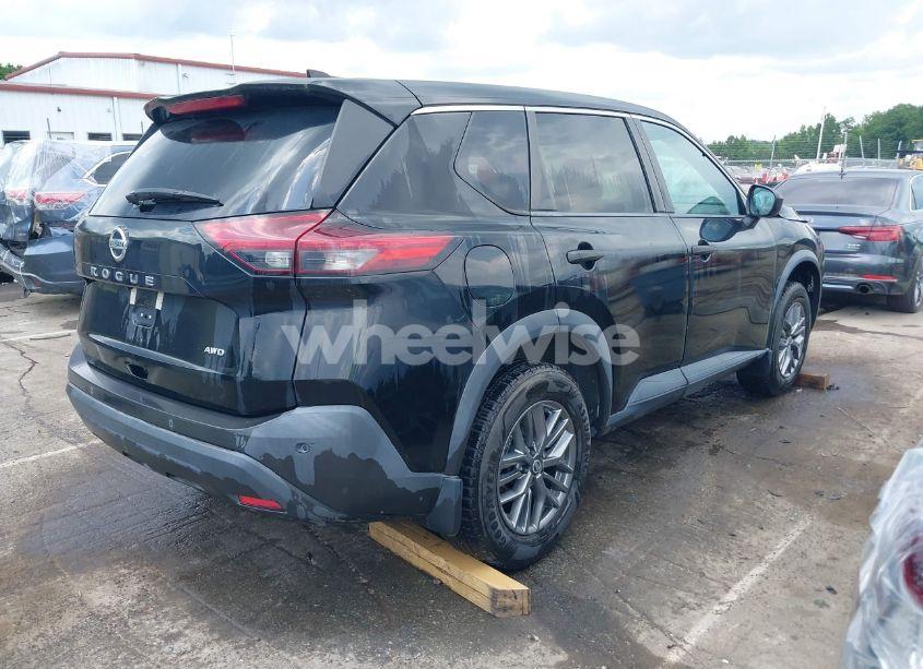 Photo 4 of 2021 Nissan Rogue S INTELLIGENT AWD (VIN 5N1AT3AB6MC813632)