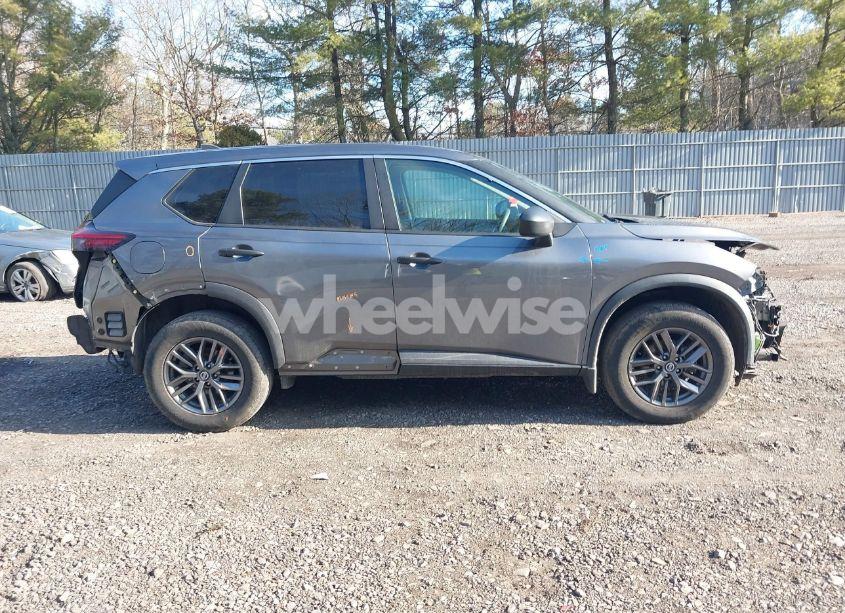 Photo 13 of 2021 Nissan Rogue S INTELLIGENT AWD (VIN 5N1AT3AB7MC786537)