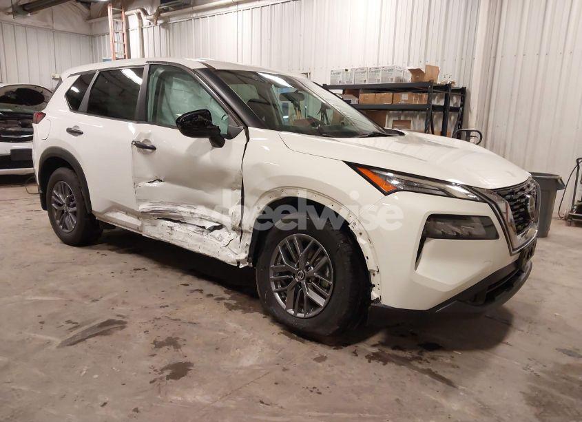 2021 Nissan Rogue S INTELLIGENT AWD (VIN 5N1AT3AB8MC811980) main photo