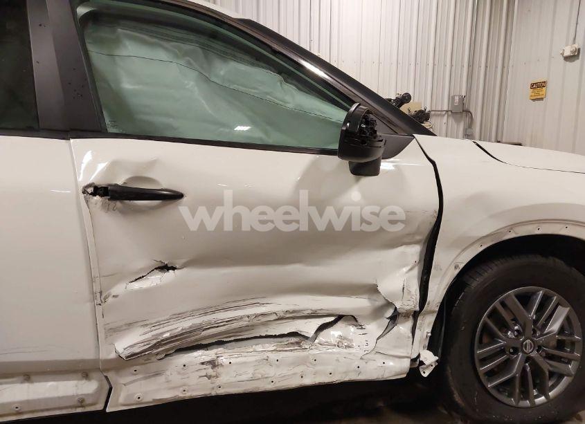 Photo 6 of 2021 Nissan Rogue S INTELLIGENT AWD (VIN 5N1AT3AB8MC811980)