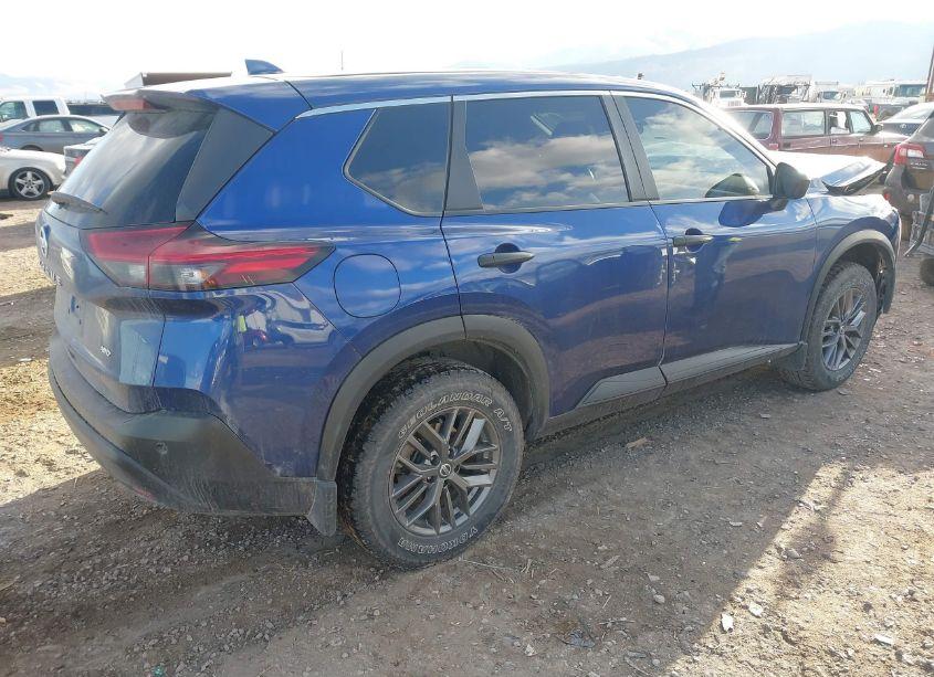 Photo 4 of 2021 Nissan Rogue S INTELLIGENT AWD (VIN 5N1AT3ABXMC750812)