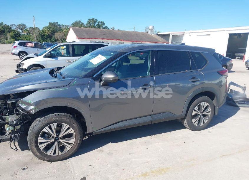 Photo 15 of 2021 Nissan Rogue SV (VIN 5N1AT3BA1MC682051)