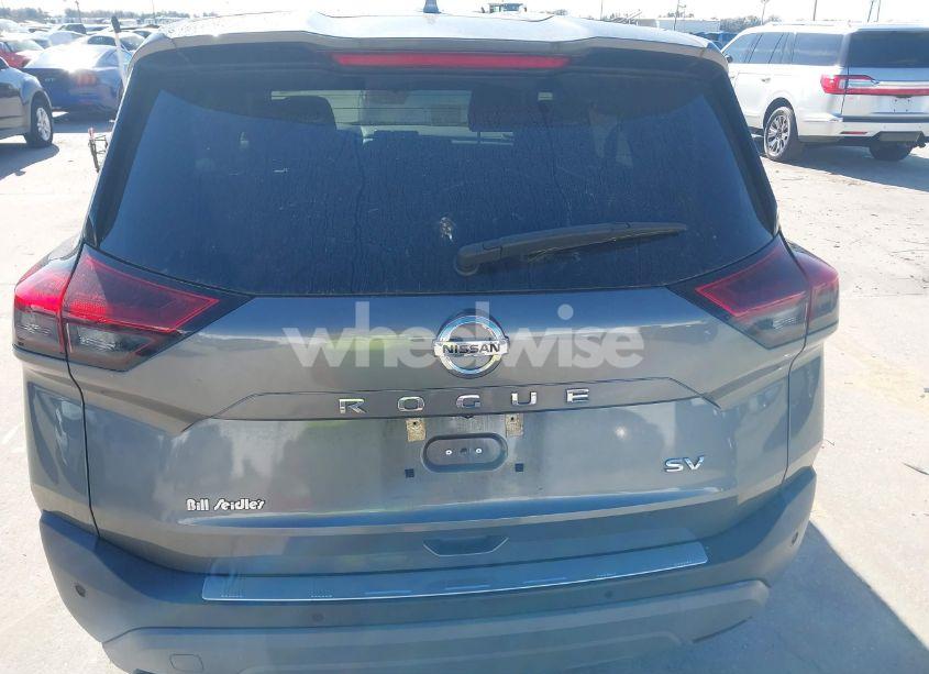 Photo 17 of 2021 Nissan Rogue SV (VIN 5N1AT3BA1MC682051)