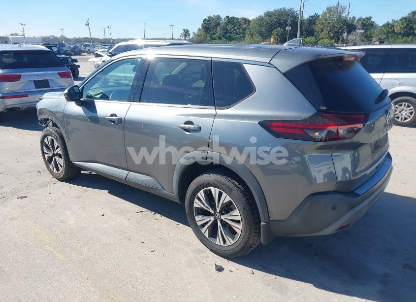 Photo 3 of 2021 Nissan Rogue SV (VIN 5N1AT3BA1MC682051)