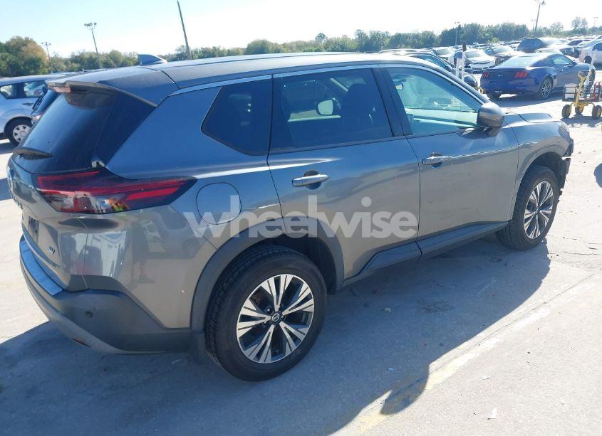 Photo 4 of 2021 Nissan Rogue SV (VIN 5N1AT3BA1MC682051)