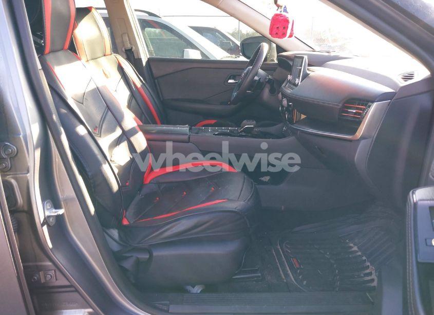 Photo 5 of 2021 Nissan Rogue SV FWD (VIN 5N1AT3BA1MC734262)