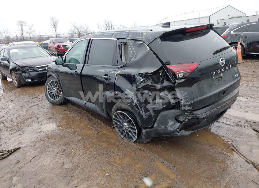 Photo 3 of 2021 Nissan Rogue SV FWD (VIN 5N1AT3BA1MC737176)