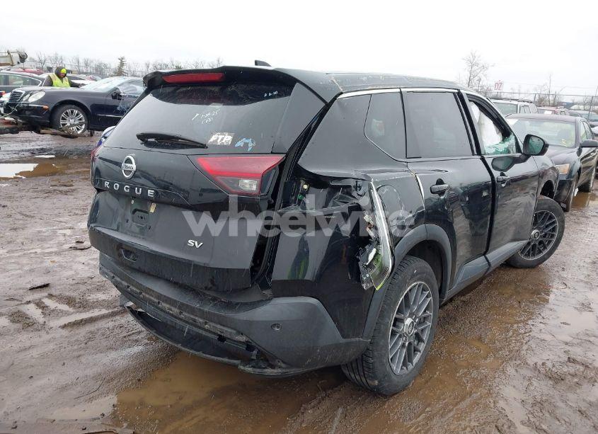 Photo 4 of 2021 Nissan Rogue SV FWD (VIN 5N1AT3BA1MC737176)