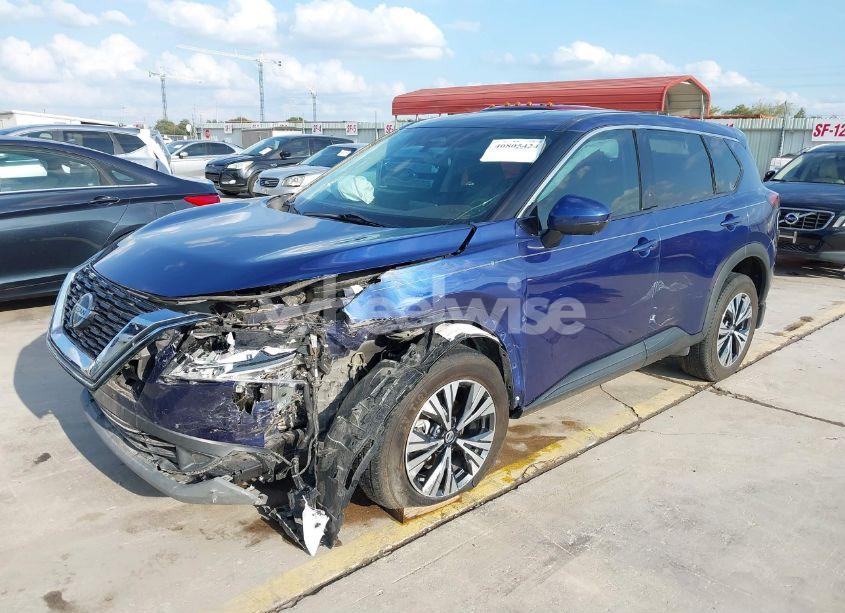 Photo 2 of 2021 Nissan Rogue SV FWD (VIN 5N1AT3BA1MC759758)