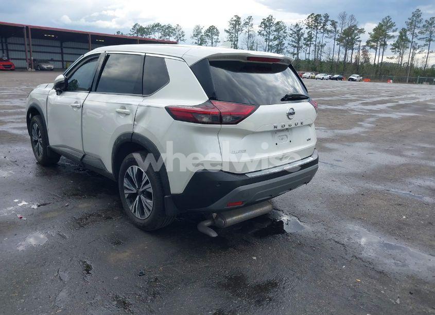 Photo 3 of 2021 Nissan Rogue SV FWD (VIN 5N1AT3BA1MC837200)