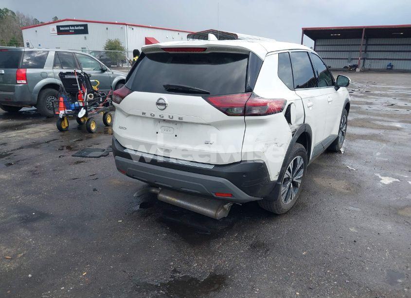 Photo 4 of 2021 Nissan Rogue SV FWD (VIN 5N1AT3BA1MC837200)