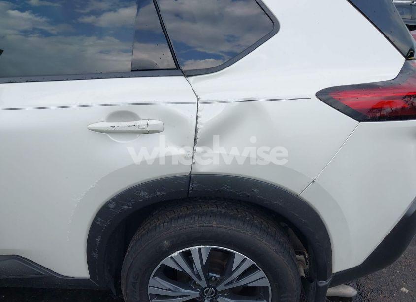 Photo 6 of 2021 Nissan Rogue SV FWD (VIN 5N1AT3BA1MC837200)