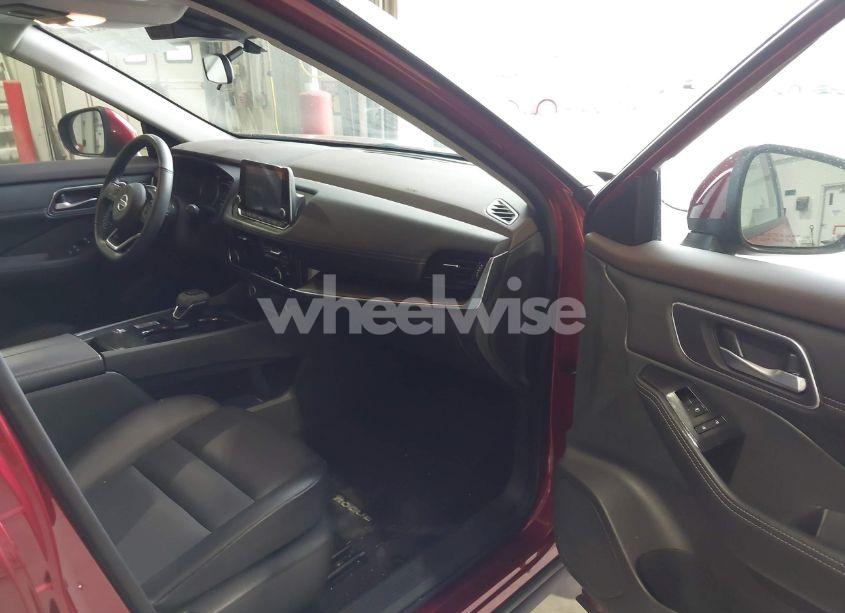 Photo 5 of 2021 Nissan Rogue SV FWD (VIN 5N1AT3BA2MC784152)