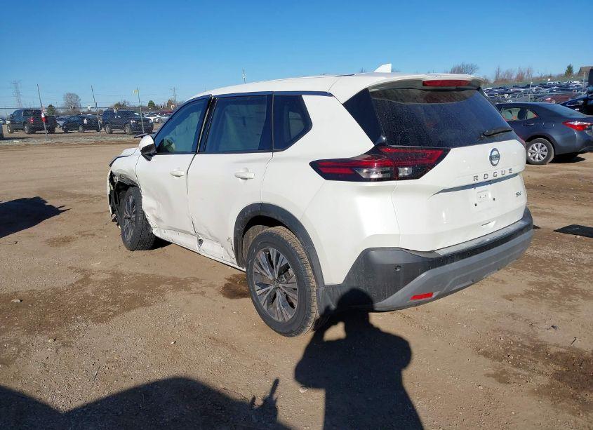 Photo 3 of 2021 Nissan Rogue SV FWD (VIN 5N1AT3BA3MC679636)