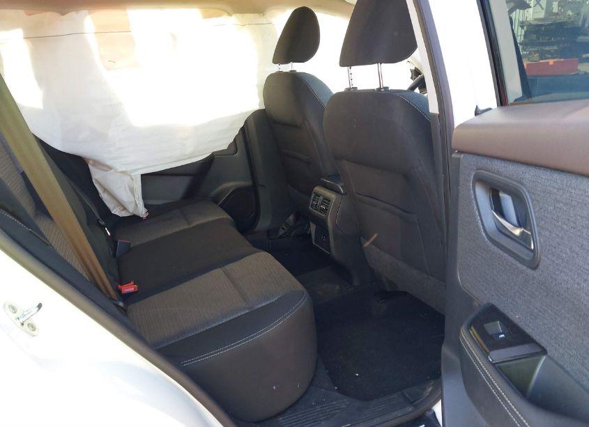 Photo 8 of 2021 Nissan Rogue SV FWD (VIN 5N1AT3BA3MC679636)