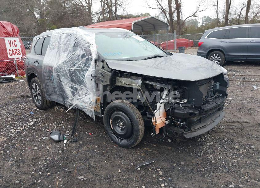 2021 Nissan Rogue SV FWD (VIN 5N1AT3BA3MC730682) main photo