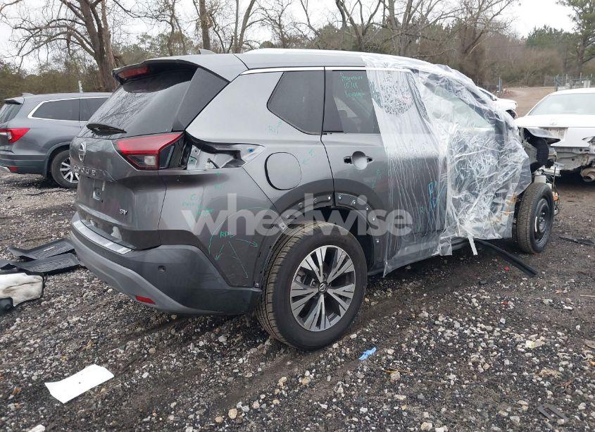 Photo 4 of 2021 Nissan Rogue SV FWD (VIN 5N1AT3BA3MC730682)