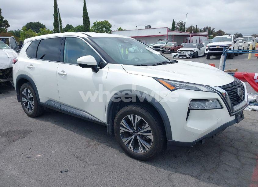2021 Nissan Rogue SV FWD (VIN 5N1AT3BA3MC777081) main photo