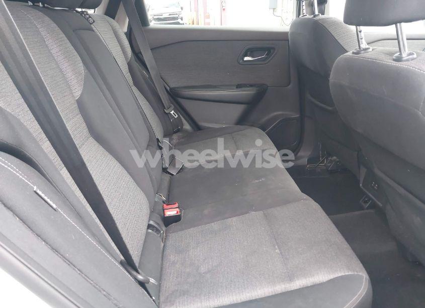 Photo 8 of 2021 Nissan Rogue SV FWD (VIN 5N1AT3BA3MC777081)
