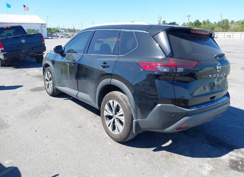 Photo 3 of 2021 Nissan Rogue SV FWD (VIN 5N1AT3BA4MC720565)