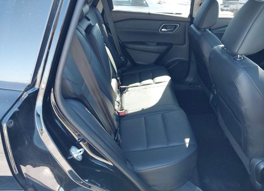 Photo 8 of 2021 Nissan Rogue SV FWD (VIN 5N1AT3BA4MC720565)