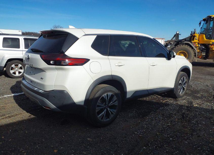 Photo 4 of 2021 Nissan Rogue SV FWD (VIN 5N1AT3BA4MC741724)