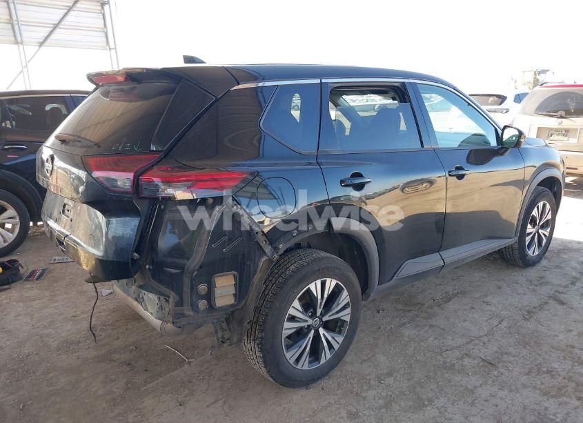 Photo 4 of 2021 Nissan Rogue SV FWD (VIN 5N1AT3BA5MC731655)