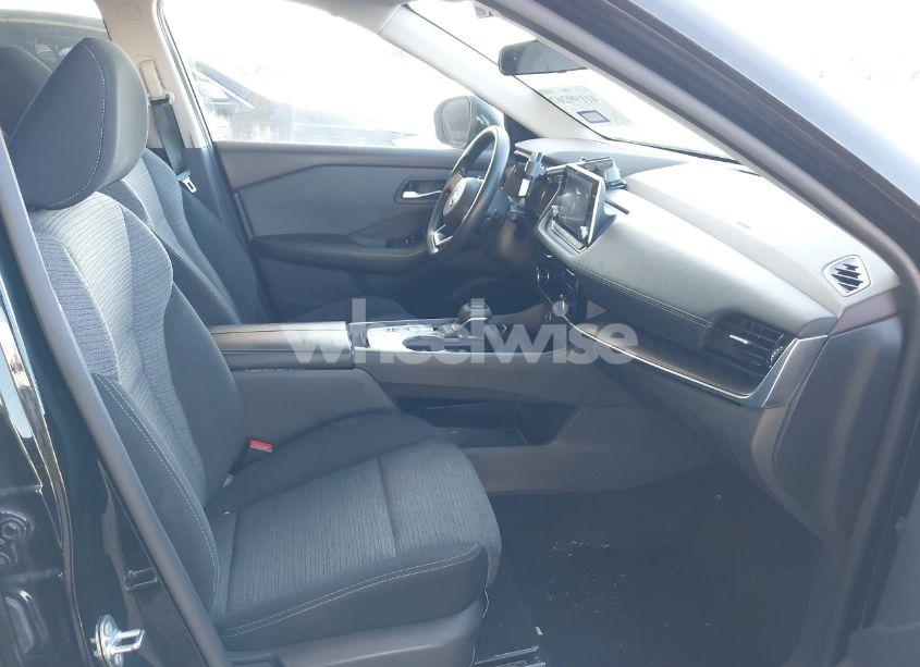 Photo 5 of 2021 Nissan Rogue SV FWD (VIN 5N1AT3BA5MC731655)
