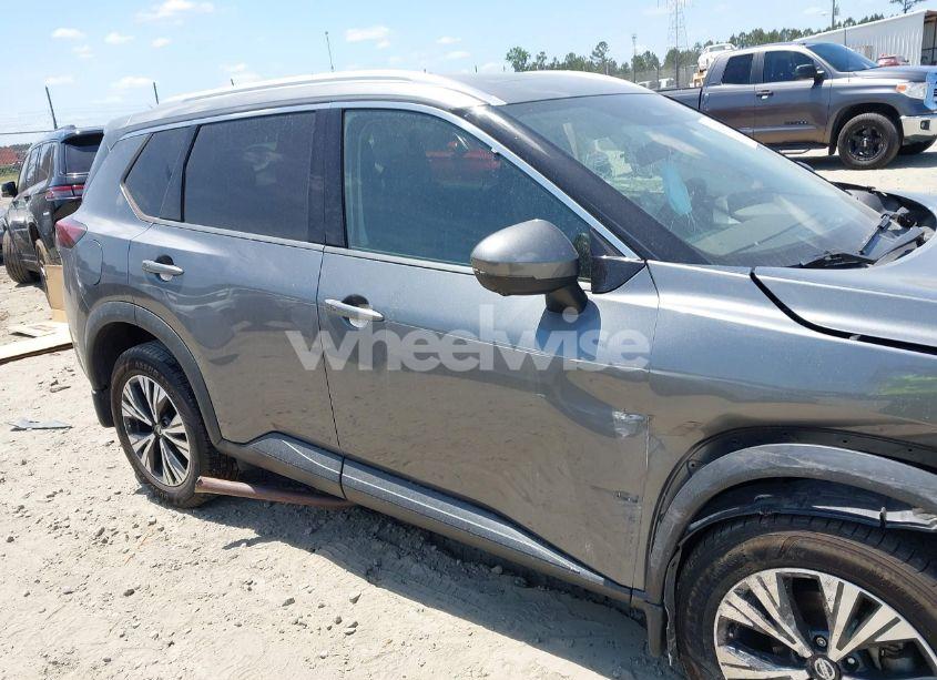 Photo 13 of 2021 Nissan Rogue SV FWD (VIN 5N1AT3BA5MC751548)