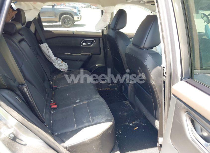 Photo 8 of 2021 Nissan Rogue SV FWD (VIN 5N1AT3BA5MC751548)