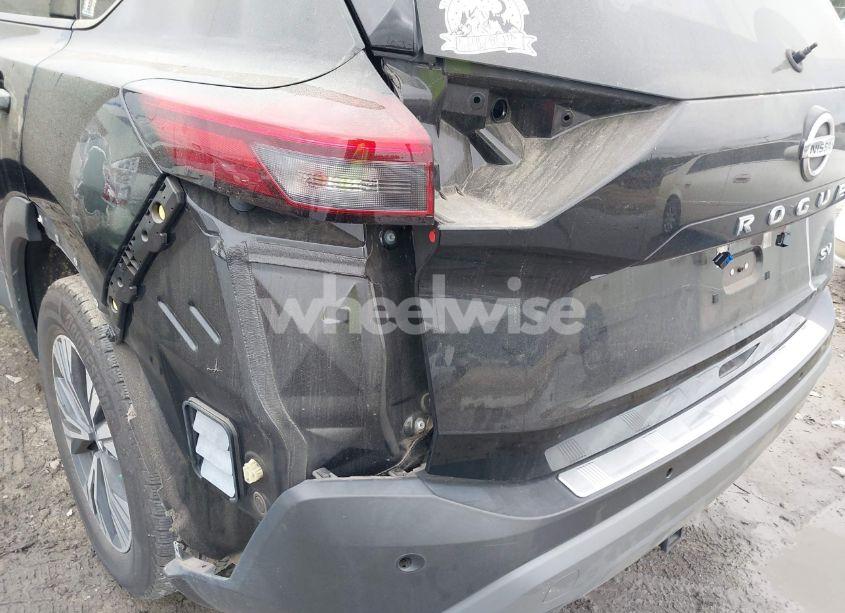 Photo 6 of 2021 Nissan Rogue SV FWD (VIN 5N1AT3BA5MC833344)