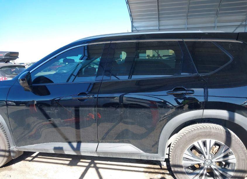 Photo 14 of 2021 Nissan Rogue SV FWD (VIN 5N1AT3BA6MC783876)