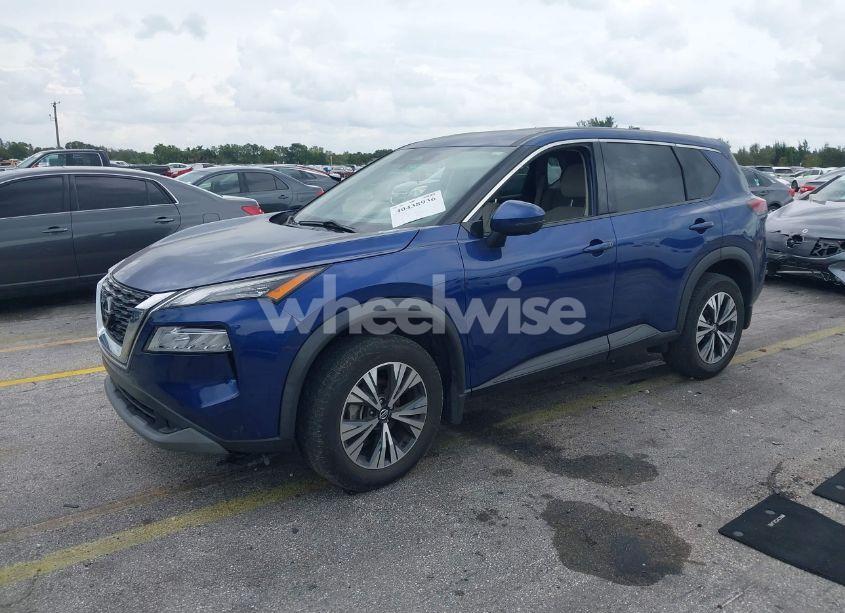 Photo 2 of 2021 Nissan Rogue SV FWD (VIN 5N1AT3BA7MC671720)