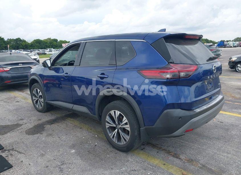 Photo 3 of 2021 Nissan Rogue SV FWD (VIN 5N1AT3BA7MC671720)